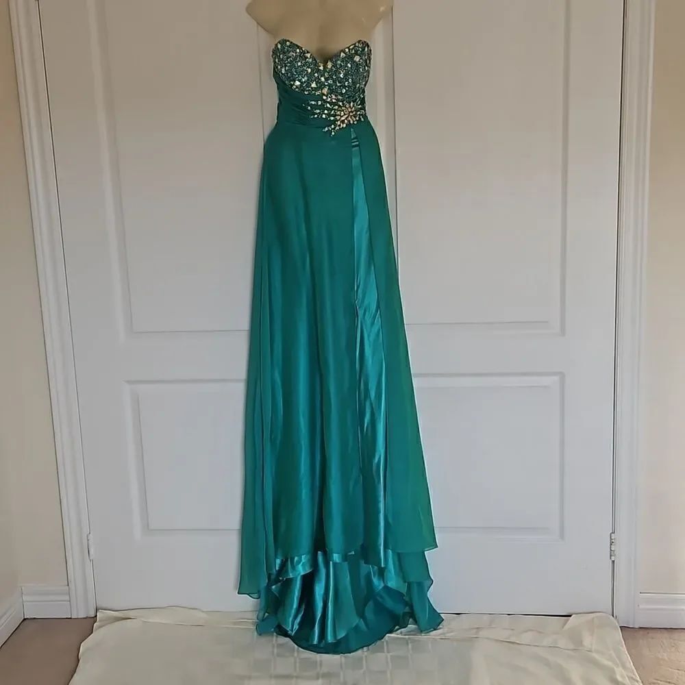 Rianna Couture Ladies Beaded Chiffon Strapless Dress Size 2 Emerald Green